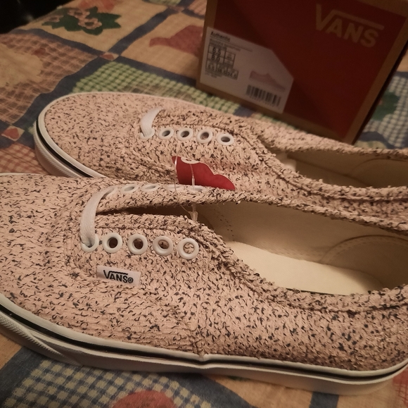 Pink vans with black speckles  new with box - Picture 3 of 5